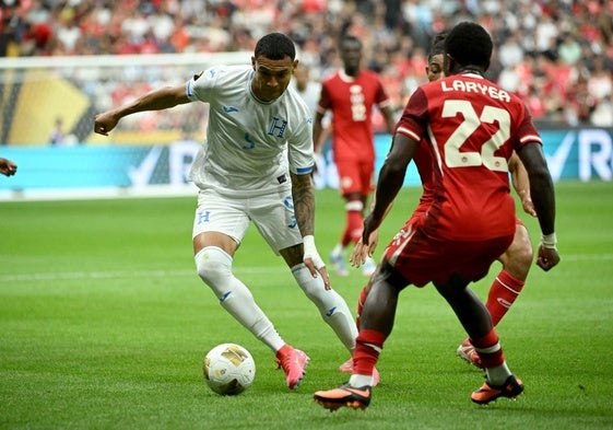 Kervin Arriaga, en un partido con Honduras.