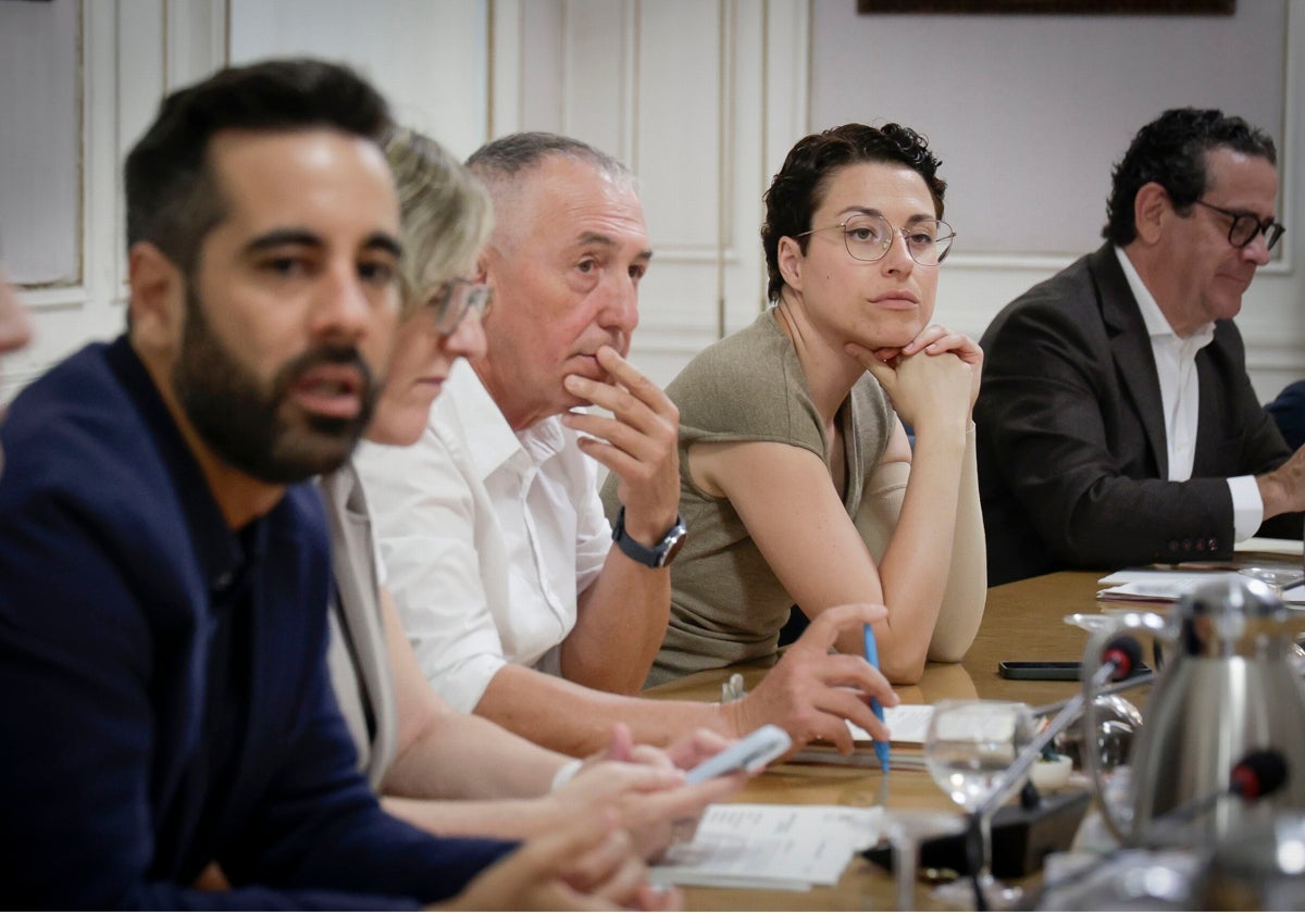 Joan Baldoví y Aitana Mas, este miércoles en Les Corts.