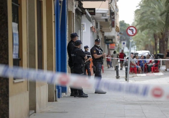Un hombre mata a su mujer y a su hijo de 3 años en Algemesí.