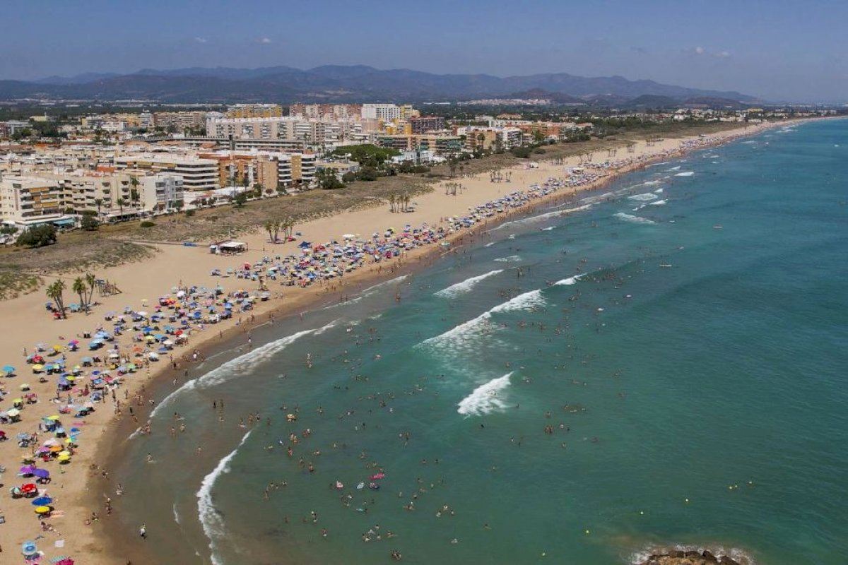La playa de Canet d'en Berenguer.