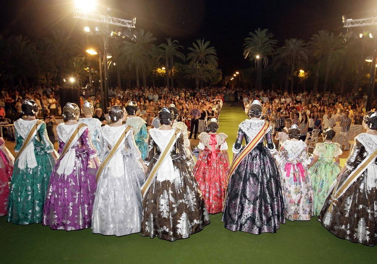 Uno de los actos de las preselecciones celebrado en los jardines del Palau
