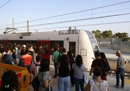 Todas las imágenes de apertura del metro en la zona cero de la dana
