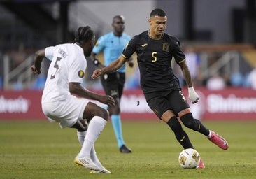 Arriaga brilla con Honduras y el Levante ultima su fichaje