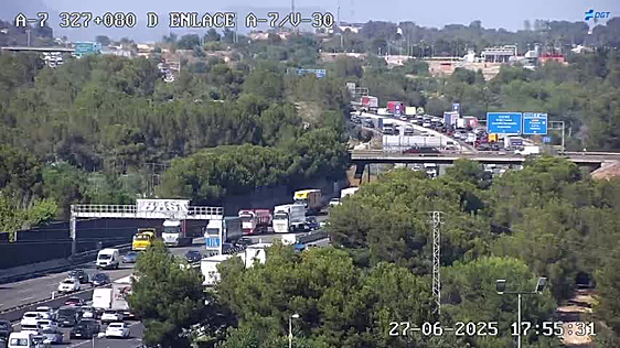 Estado de la A-7 en esta tarde de viernes, a la altura de Paterna.