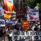 Un grupo de afectados por la dana lleva su protesta a Madrid