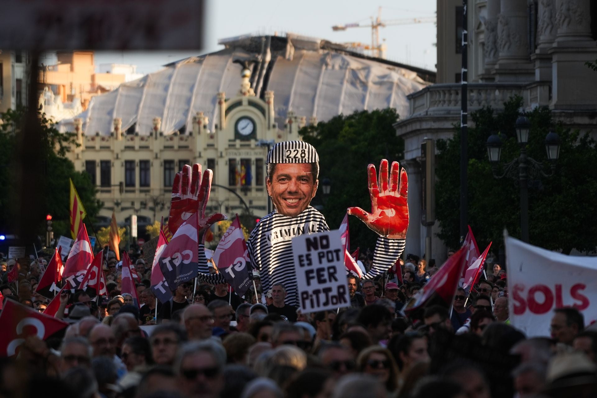 FOTOS | Octava manifestación contra la gestión de la dana en Valencia