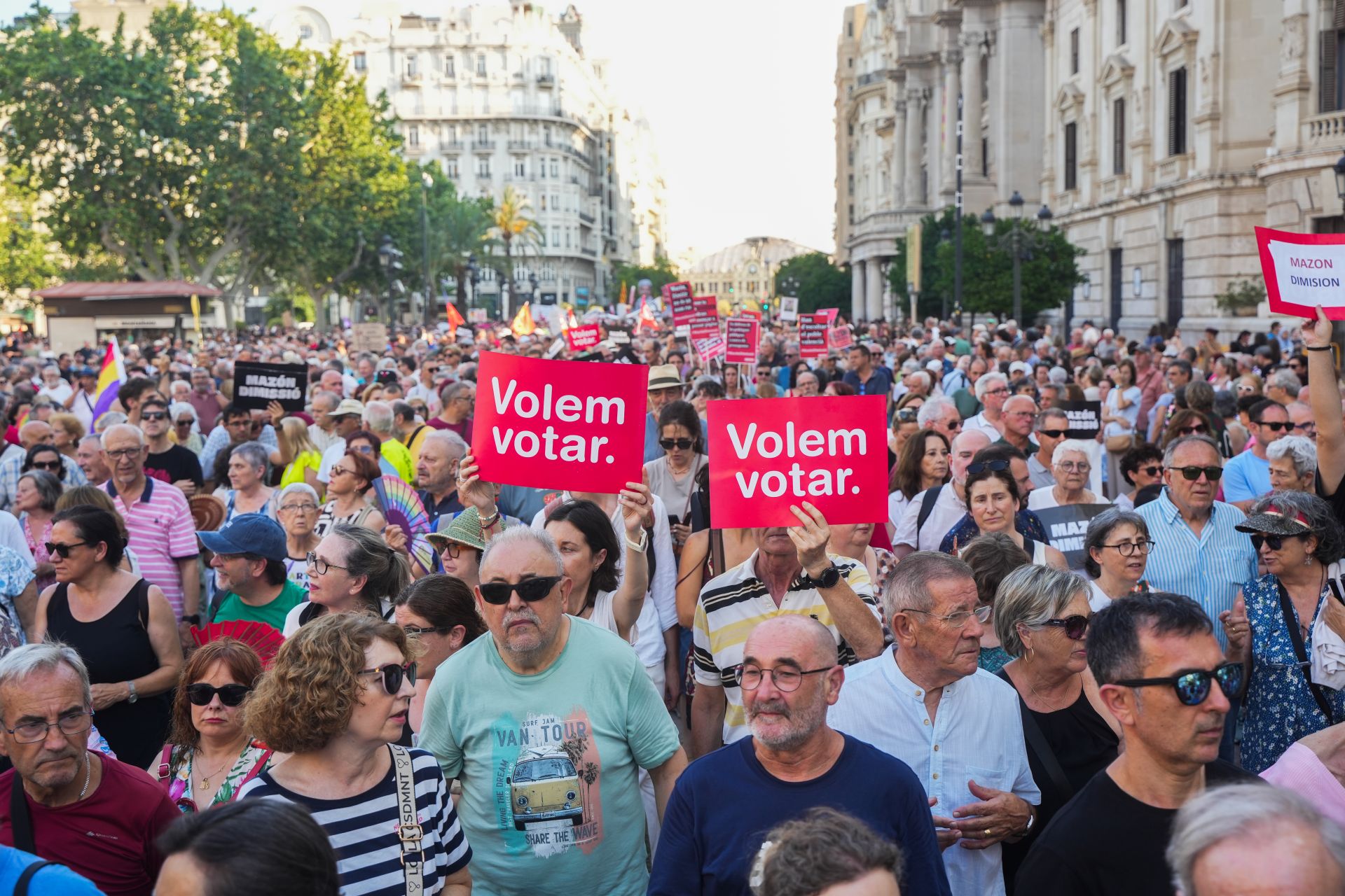 FOTOS | Octava manifestación contra la gestión de la dana en Valencia