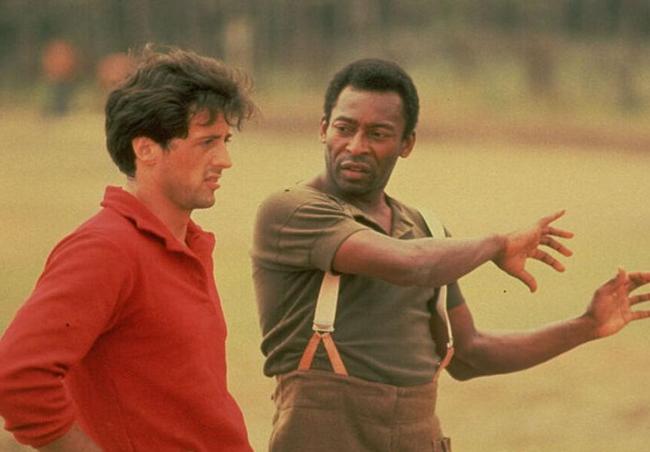 Sylvester Stallone y Pelé en 'Evasión o victoria'.