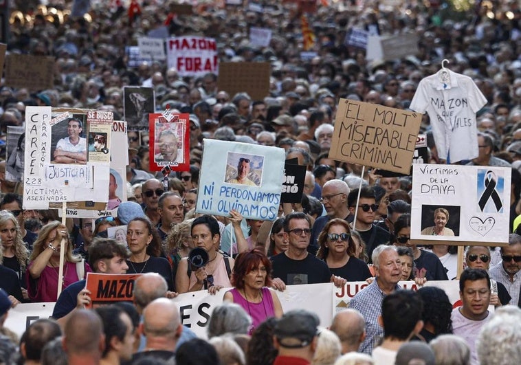 Una de las manifestaciones por la gestión de la dana en Valencia.