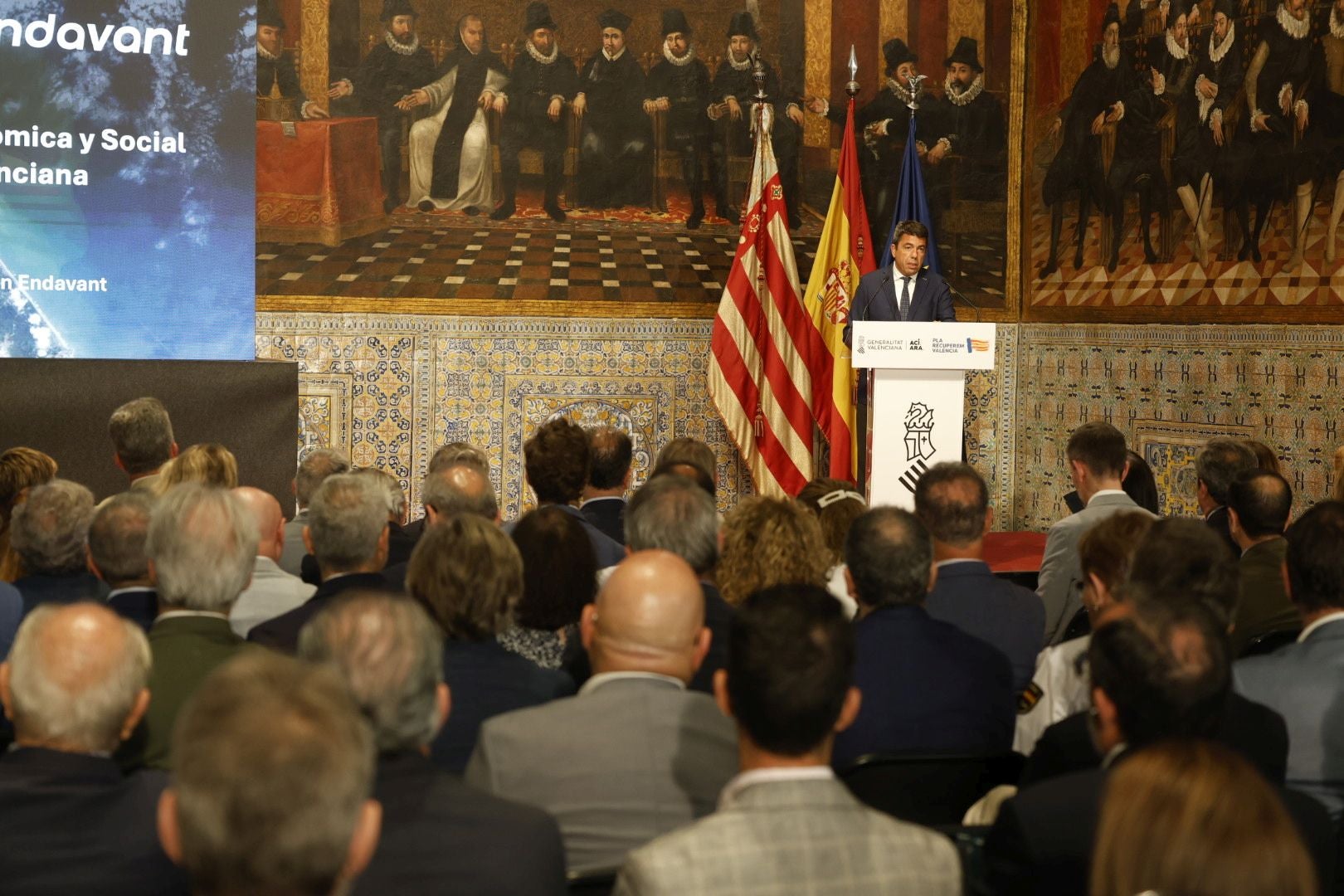 FOTOS | Carlos Mazón presenta el plan de reconstrucción tras la dana