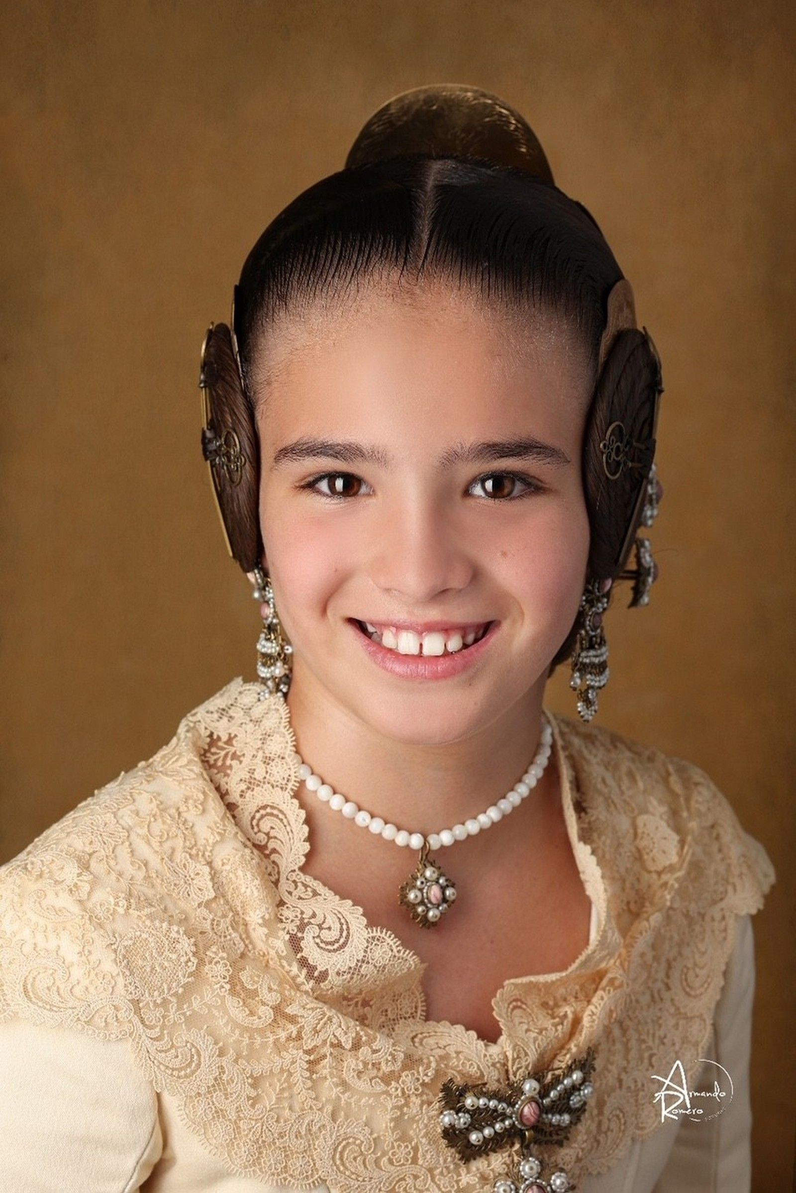 Adriana Rueda Gómez - Falla Riu Tajo-Cavite (sector Malvarrosa - Cabanyal - Beteró)
