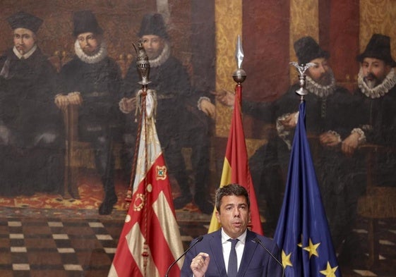 Carlos Mazón presenta el Plan Endavant para la recuperación social.
