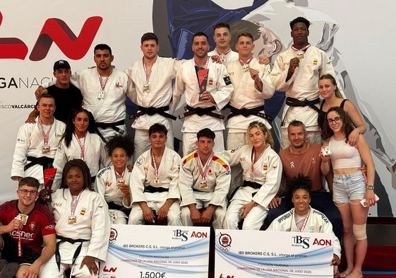 El Valencia Club de Judo campeón masculino y femenino.