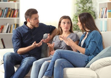 Qué significa que una persona interrumpa siempre las conversaciones, según la psicología