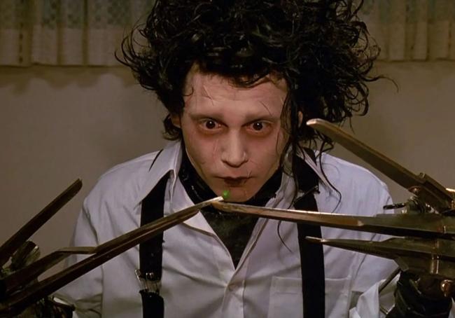 Johnny Depp en la película 'Eduardo Manostijeras'.