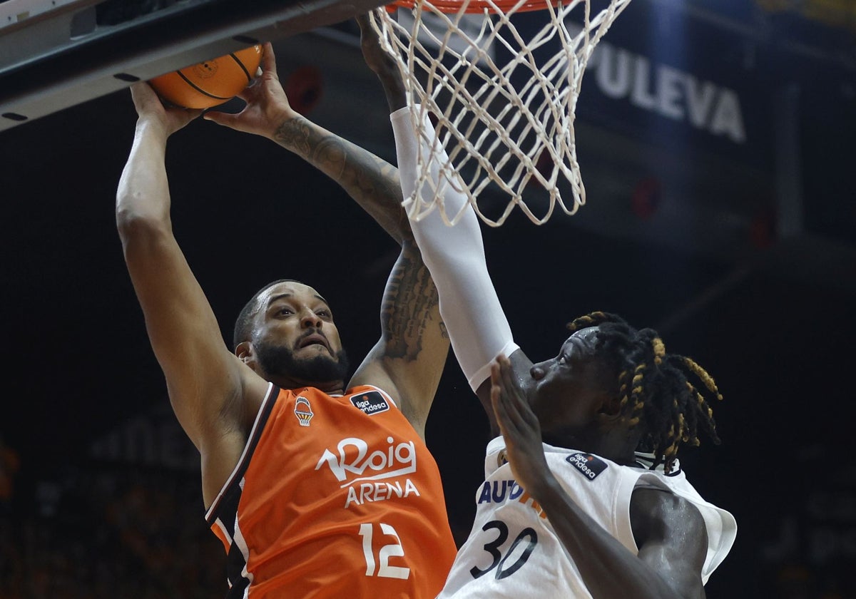 Joel Soriano, en el partido entre Valencia Basket y Real Madrid.