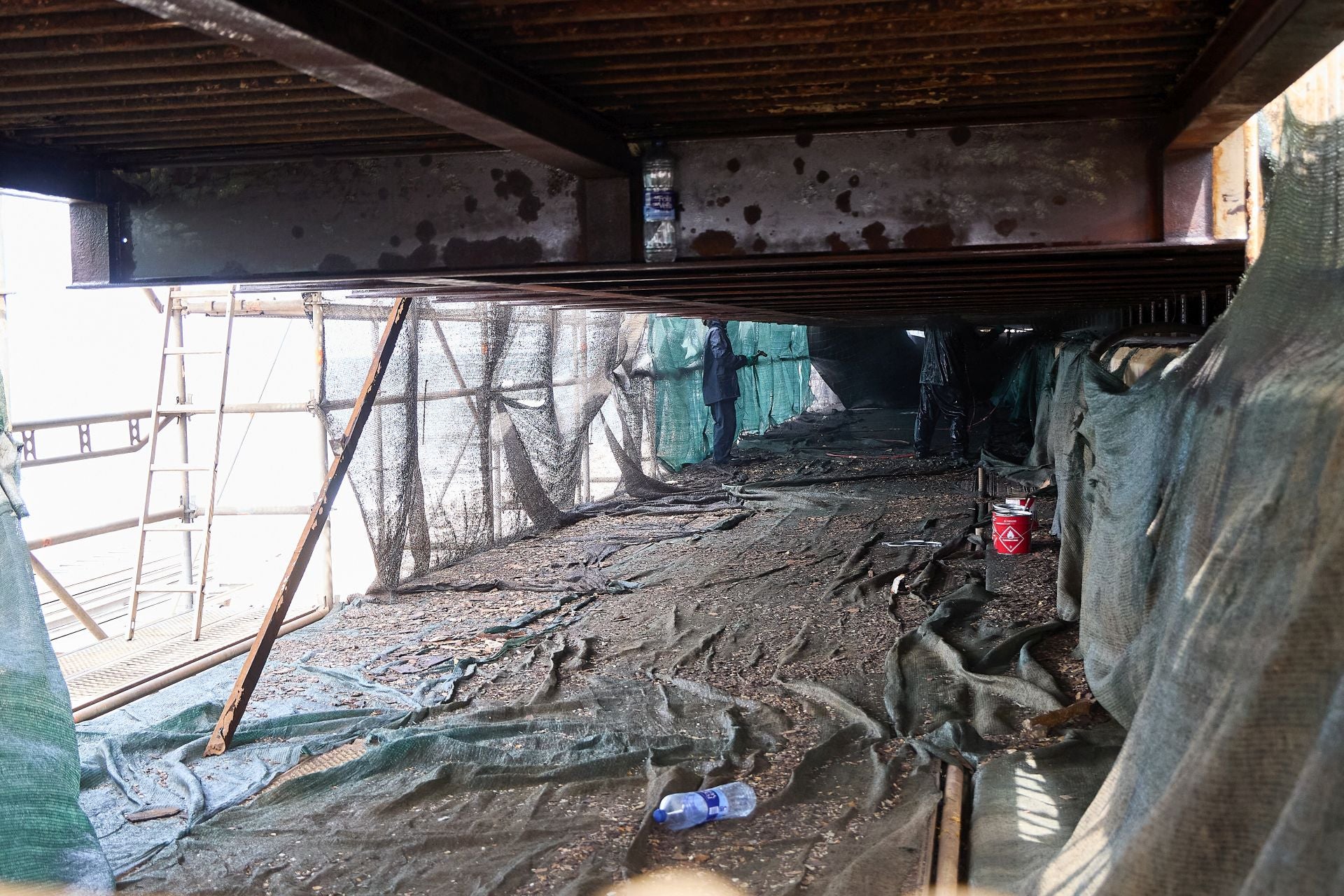 FOTOS | La Marina inicia las obras del restaurante Panorama, abandonado en la escollera de Valencia