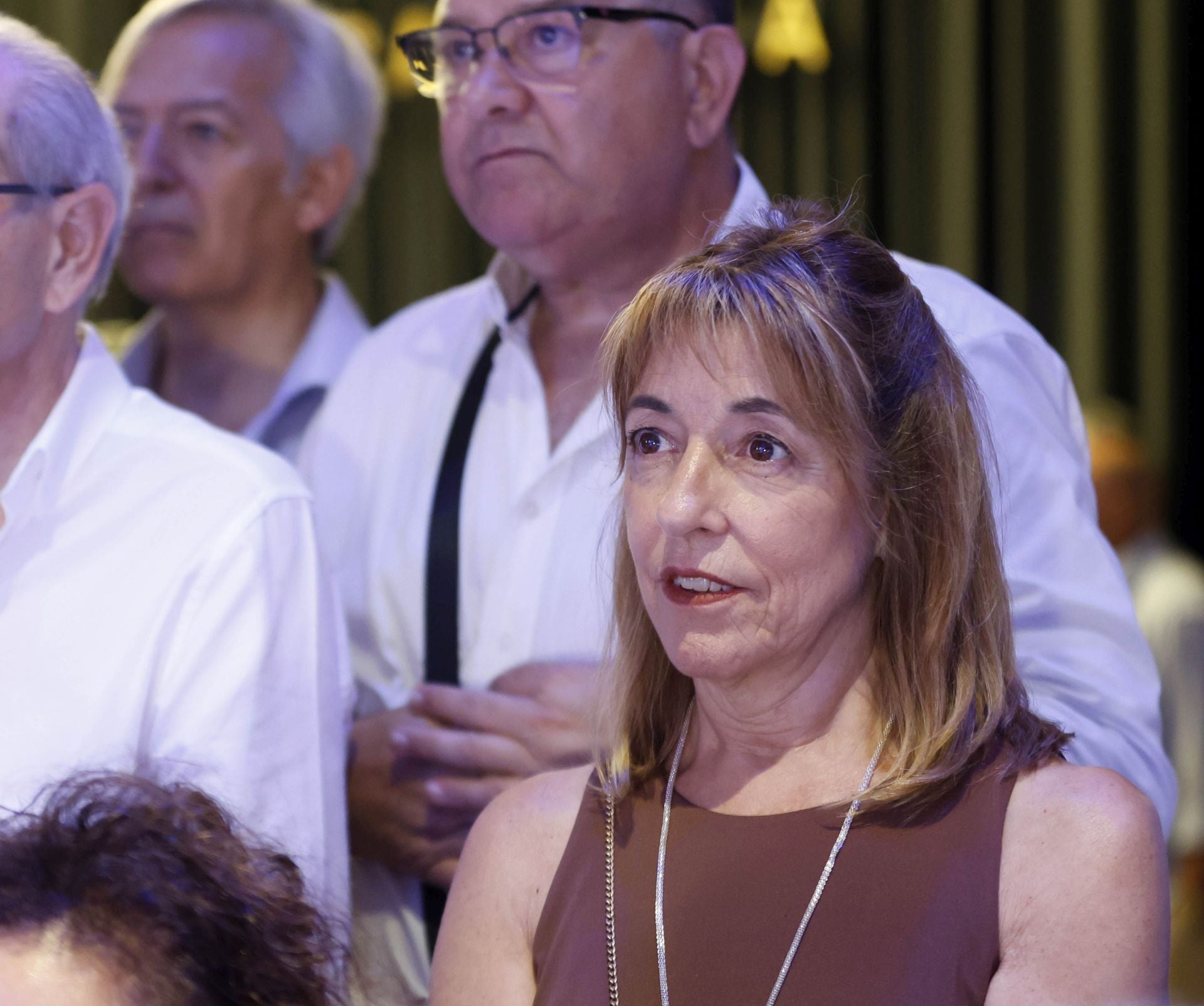 FOTOS | Así ha sido el encuentro de Camps con sus fieles