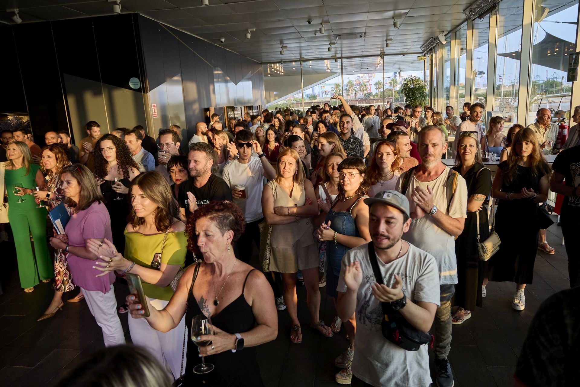 FOTOS | Cuarta edición de La Noche de los Emergentes de LAS PROVINCIAS