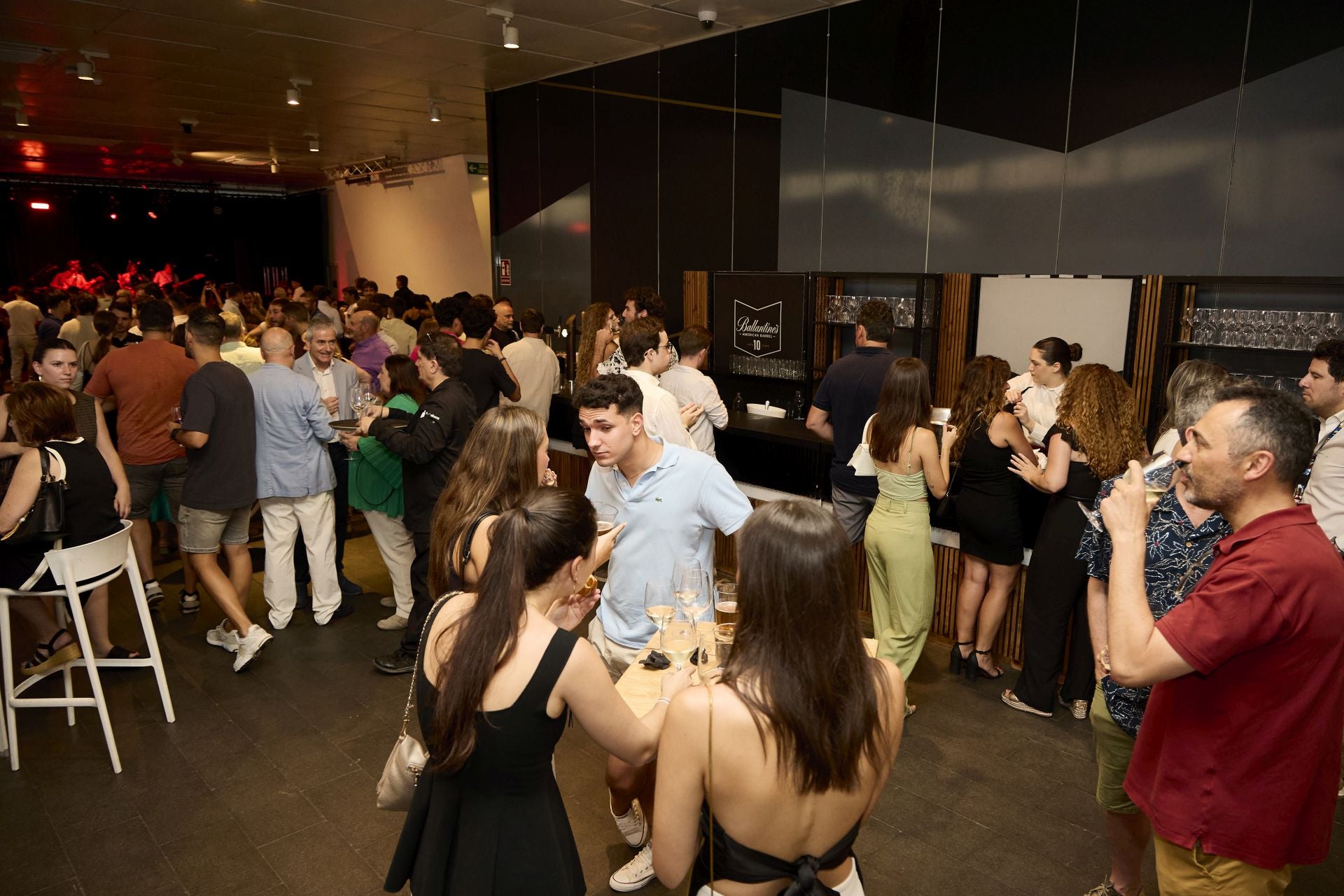 FOTOS | Cuarta edición de La Noche de los Emergentes de LAS PROVINCIAS