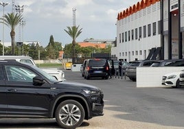 Kiat Lim llegando a la ciudad deportiva de Paterna.