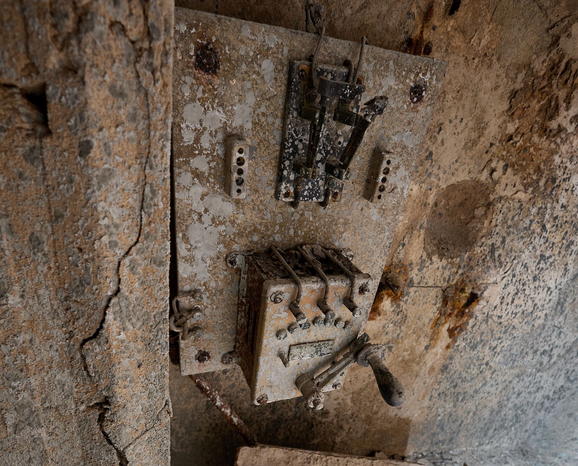 FOTOS | Así es por dentro el refugio antiaéreo del Palacio de Montortal en Valencia