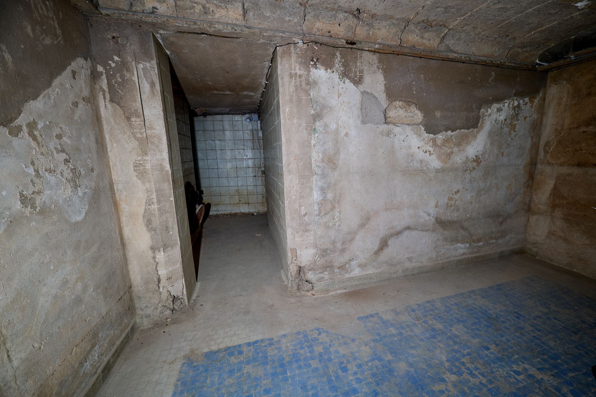 FOTOS | Así es por dentro el refugio antiaéreo del Palacio de Montortal en Valencia
