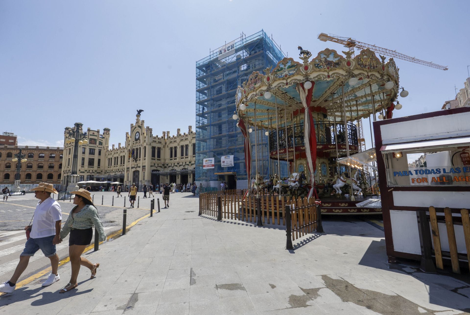 FOTOS | El zoco de la estación del Norte de Valencia