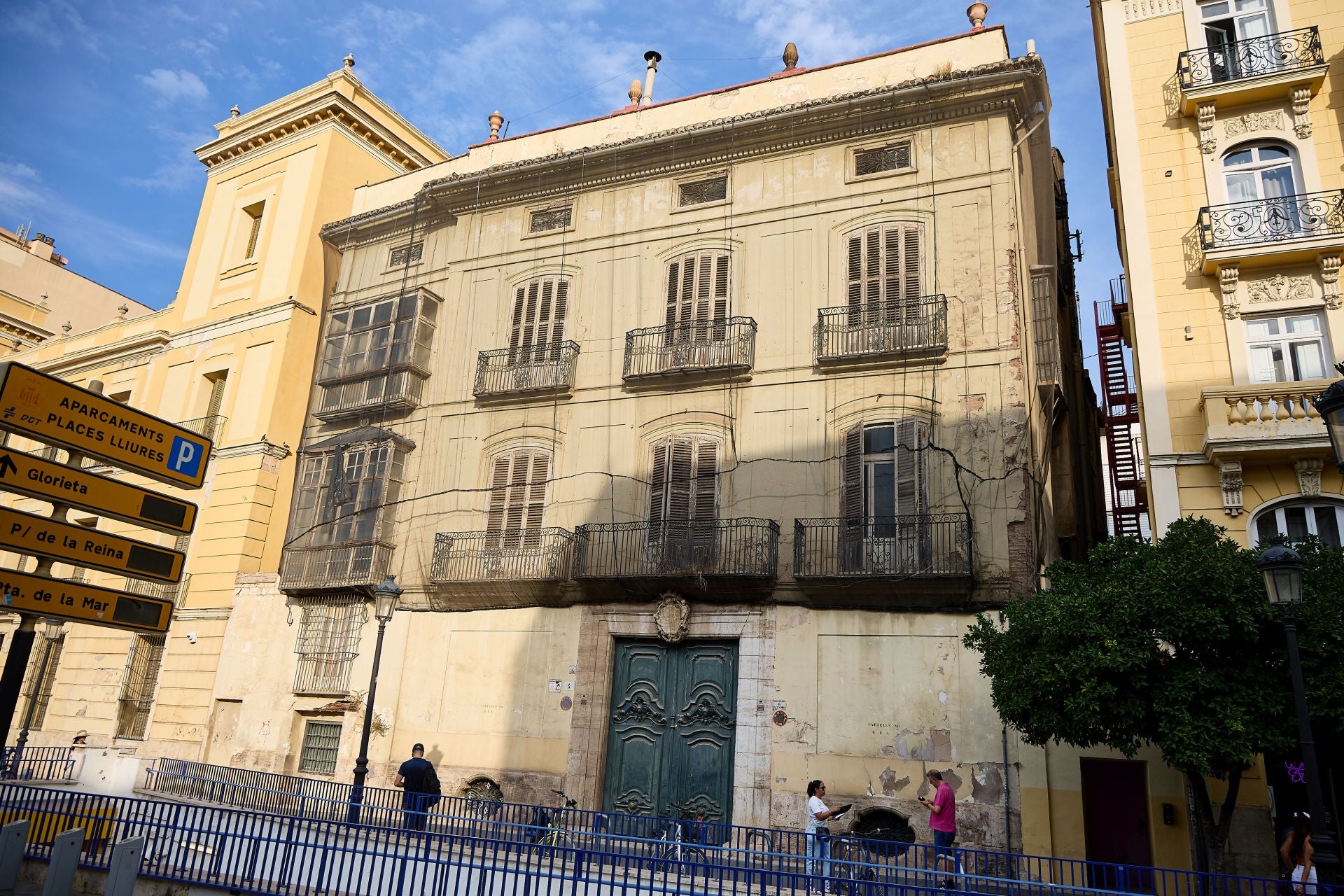 FOTOS | Así es por dentro el refugio antiaéreo del Palacio de Montortal en Valencia
