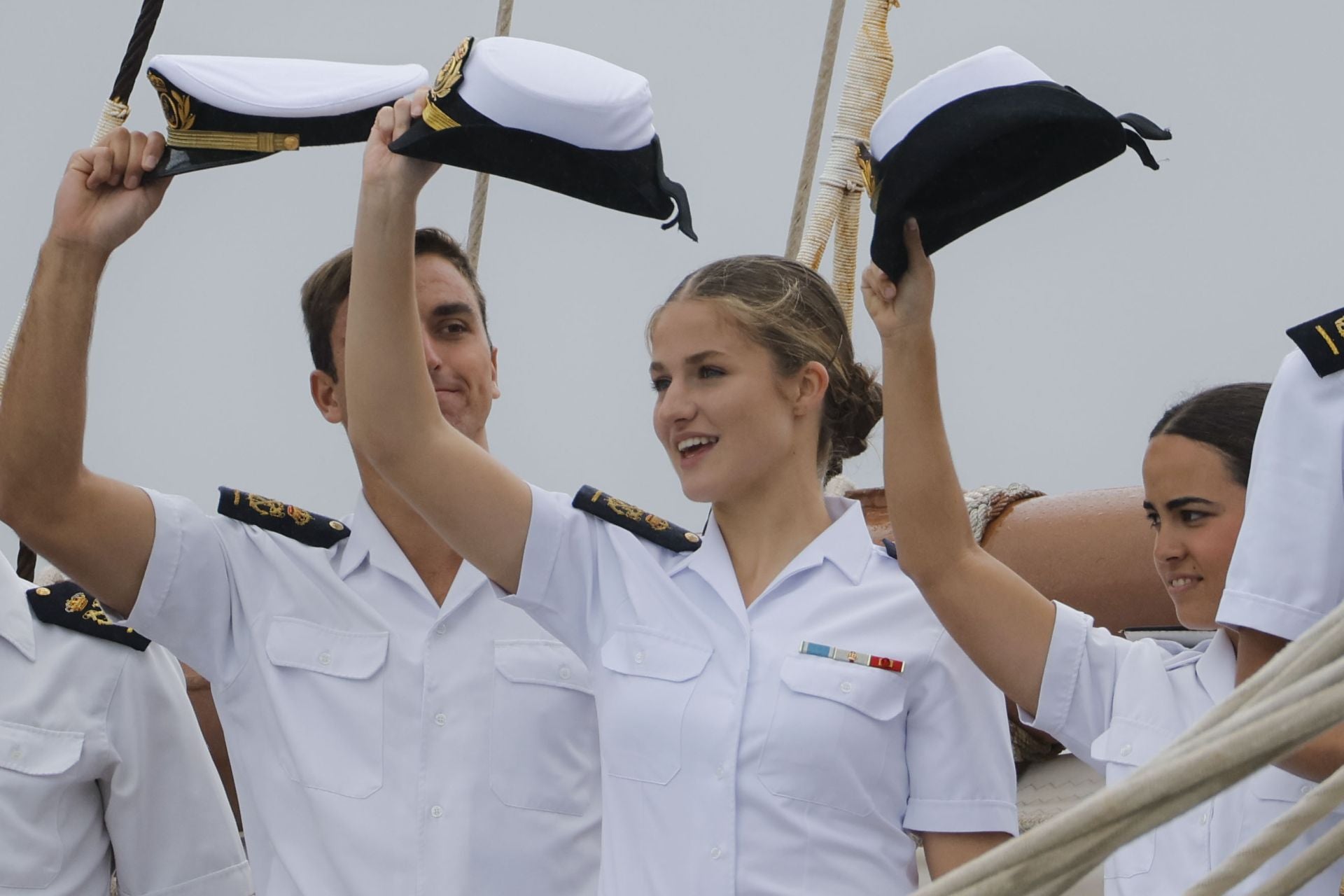 Fotos: La princesa Leonor llega a Marín y finaliza su crucero de instrucción a bordo de Elcano