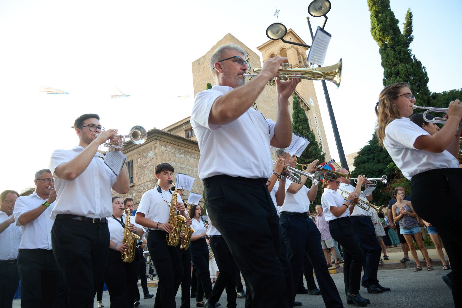 Quince bandas afectadas por la dana abren el Certamen Internacional de Valencia en La Torre