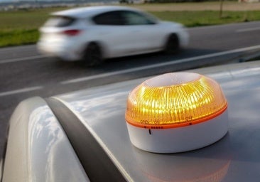 El nuevo problema de las luces V-16 que preocupa a los conductores