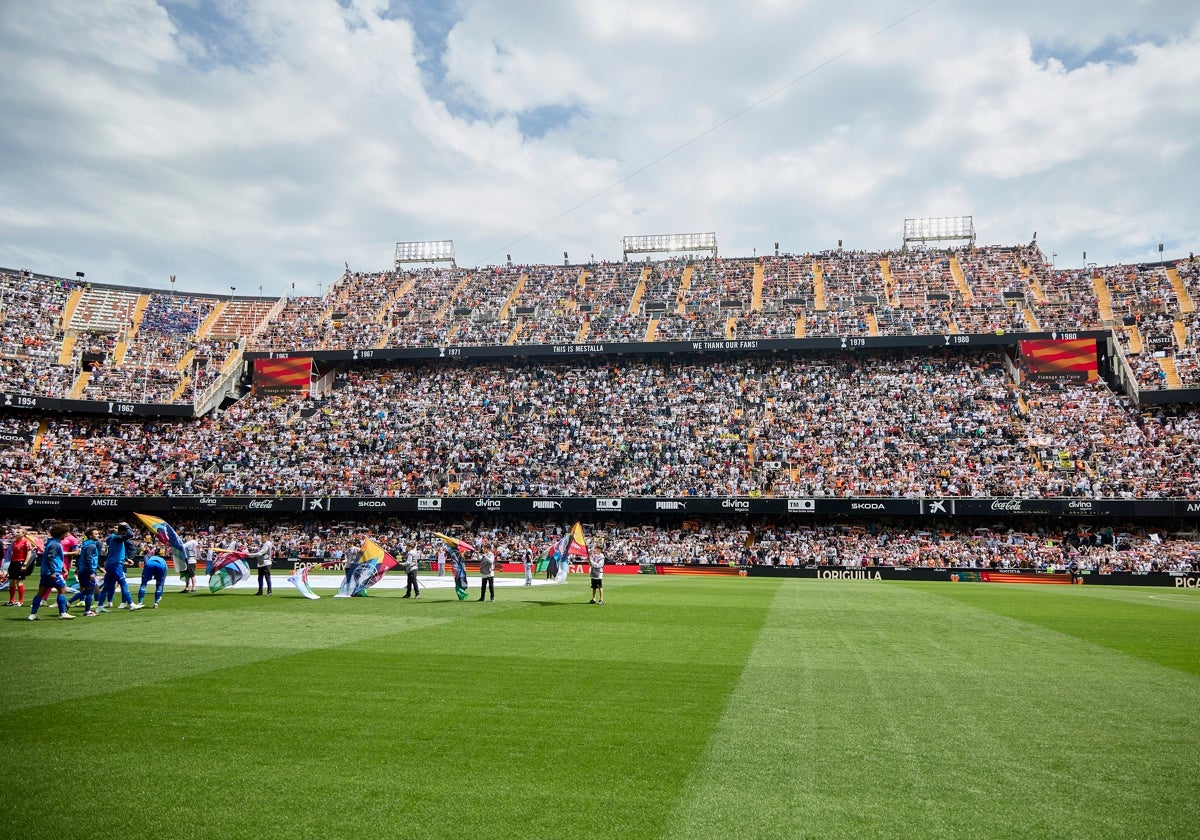 Mestalla, durante un partido de fútbol del Valencia.