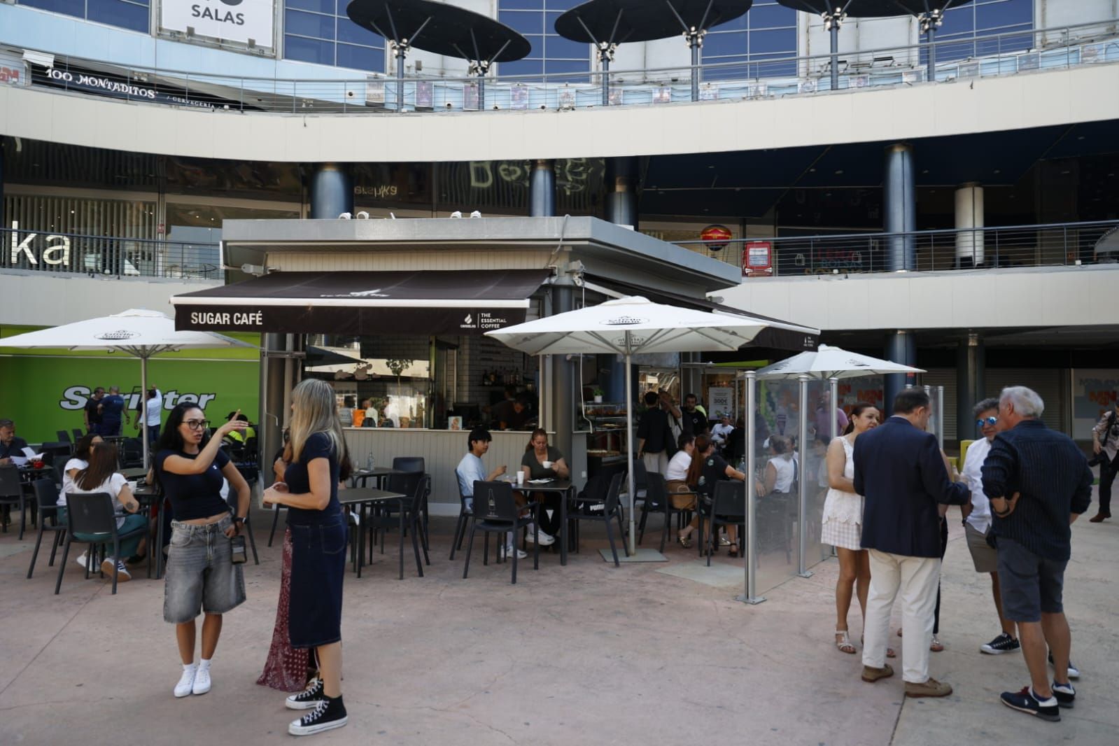 Fotos: MN4 reabre sus puertas tras la DANA