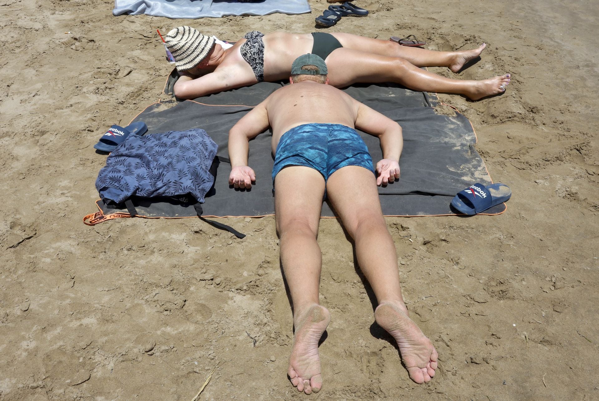 Los valencianos se ponen a remojo contra el calor