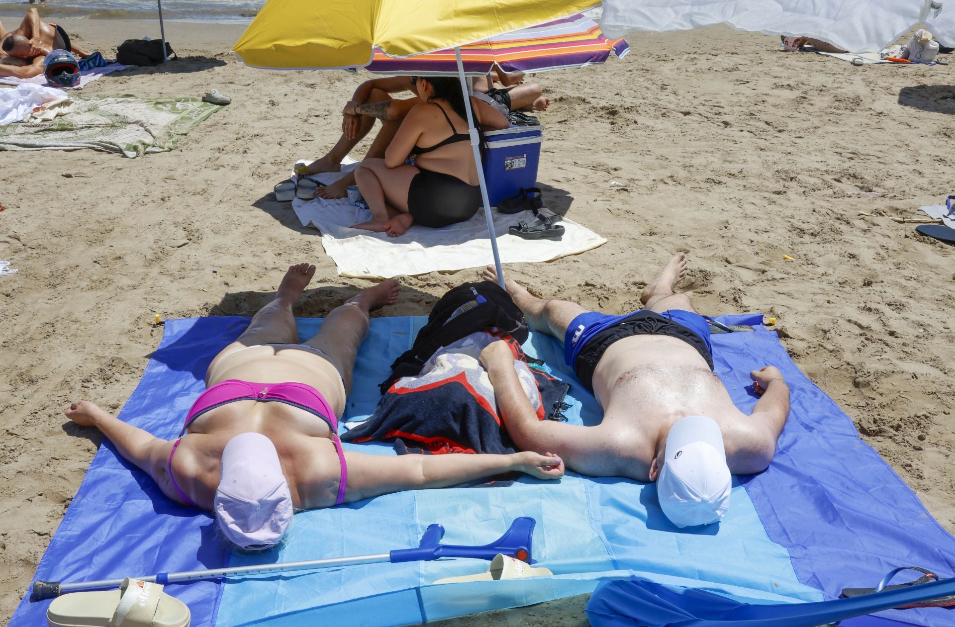 Los valencianos se ponen a remojo contra el calor