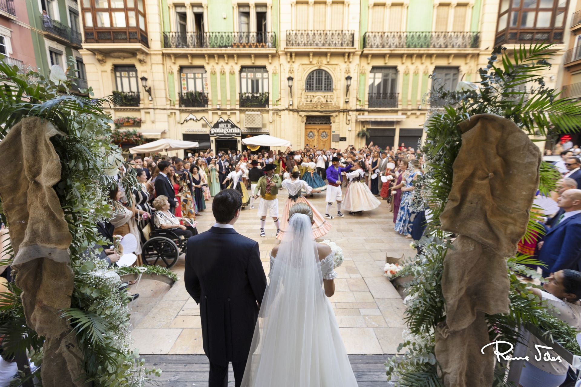 Las imágenes de la boda de Alberto Broseta y Paula Lissorgues