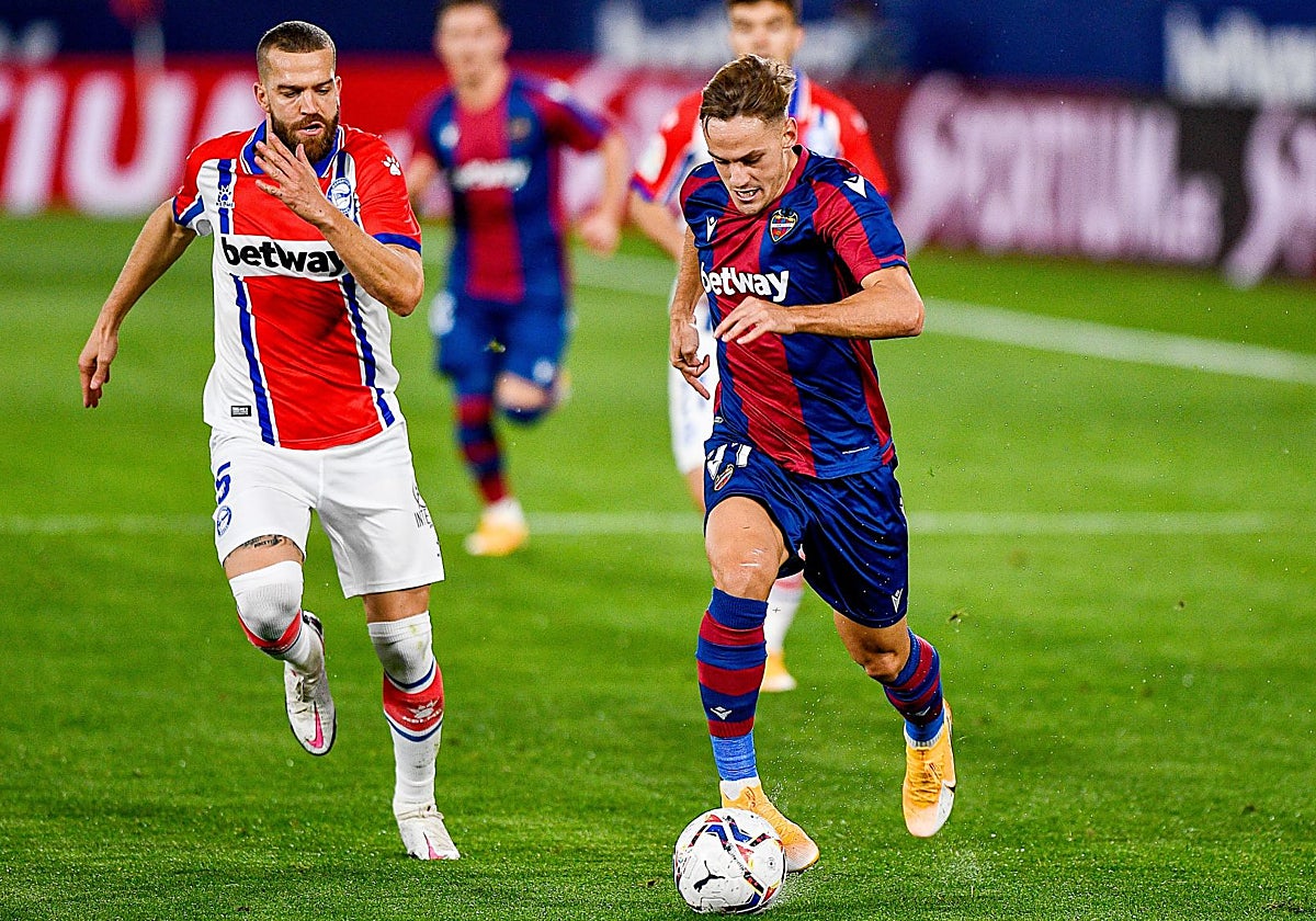 Dani Gómez, en un partido con el Levante.