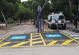 Plazas de estacionamiento reservado.