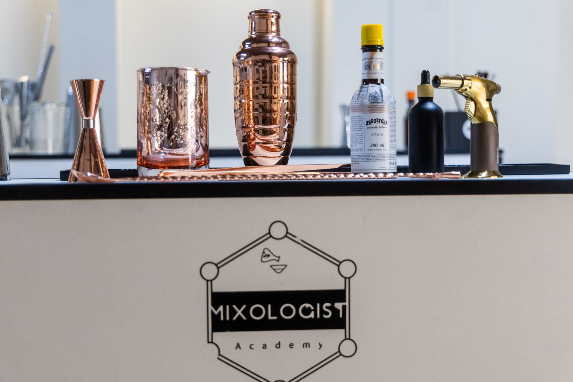 Escuela de cocteleros en Valencia