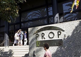 Edificio PROP situado en la calle Gregorio Gea de Valencia.