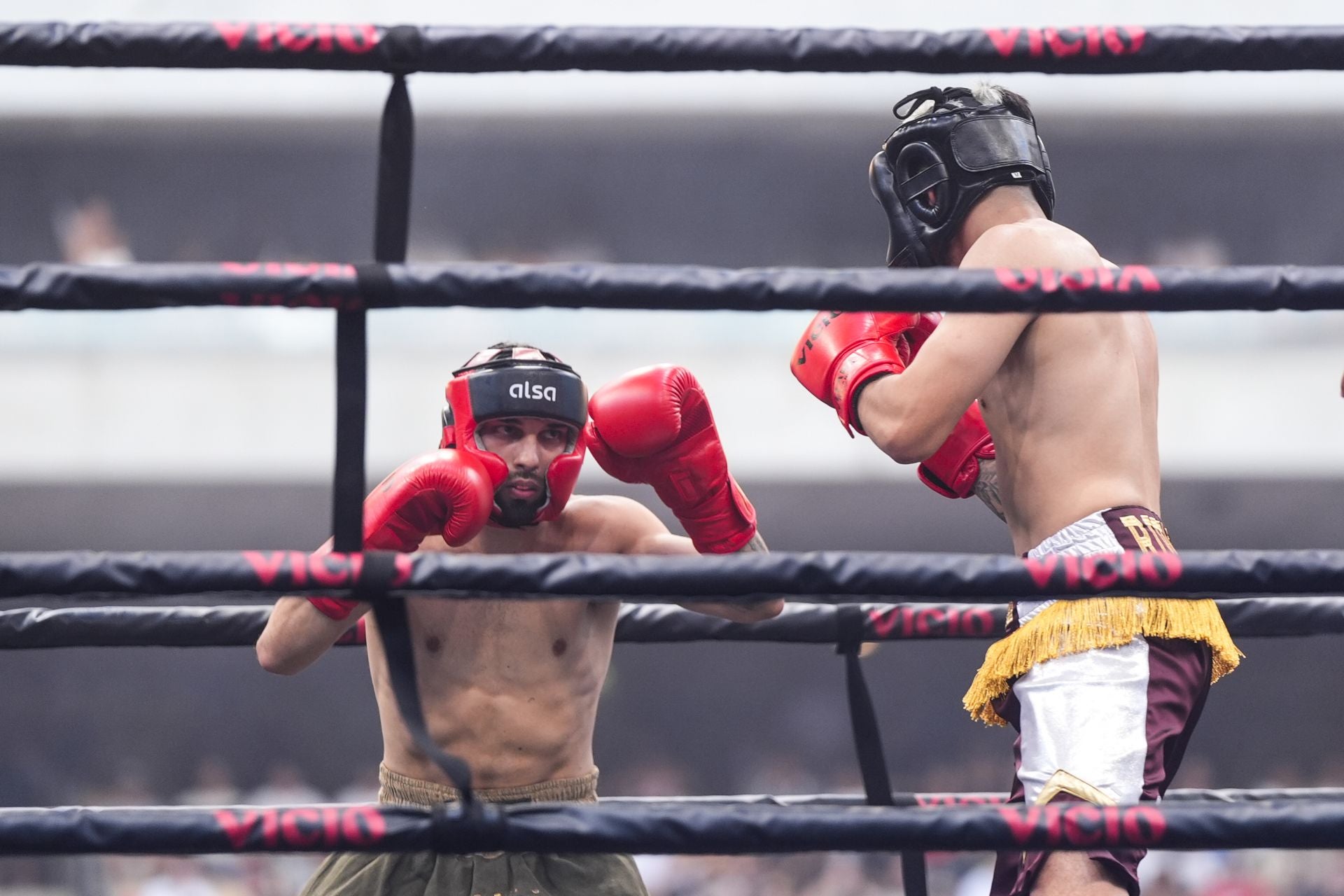 Fotos: Ibai Llanos conquista La Cartuja con La Velada del Año 5 y bate récords históricos en Twitch