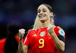 Esther celebra su primer gol contra Portugal