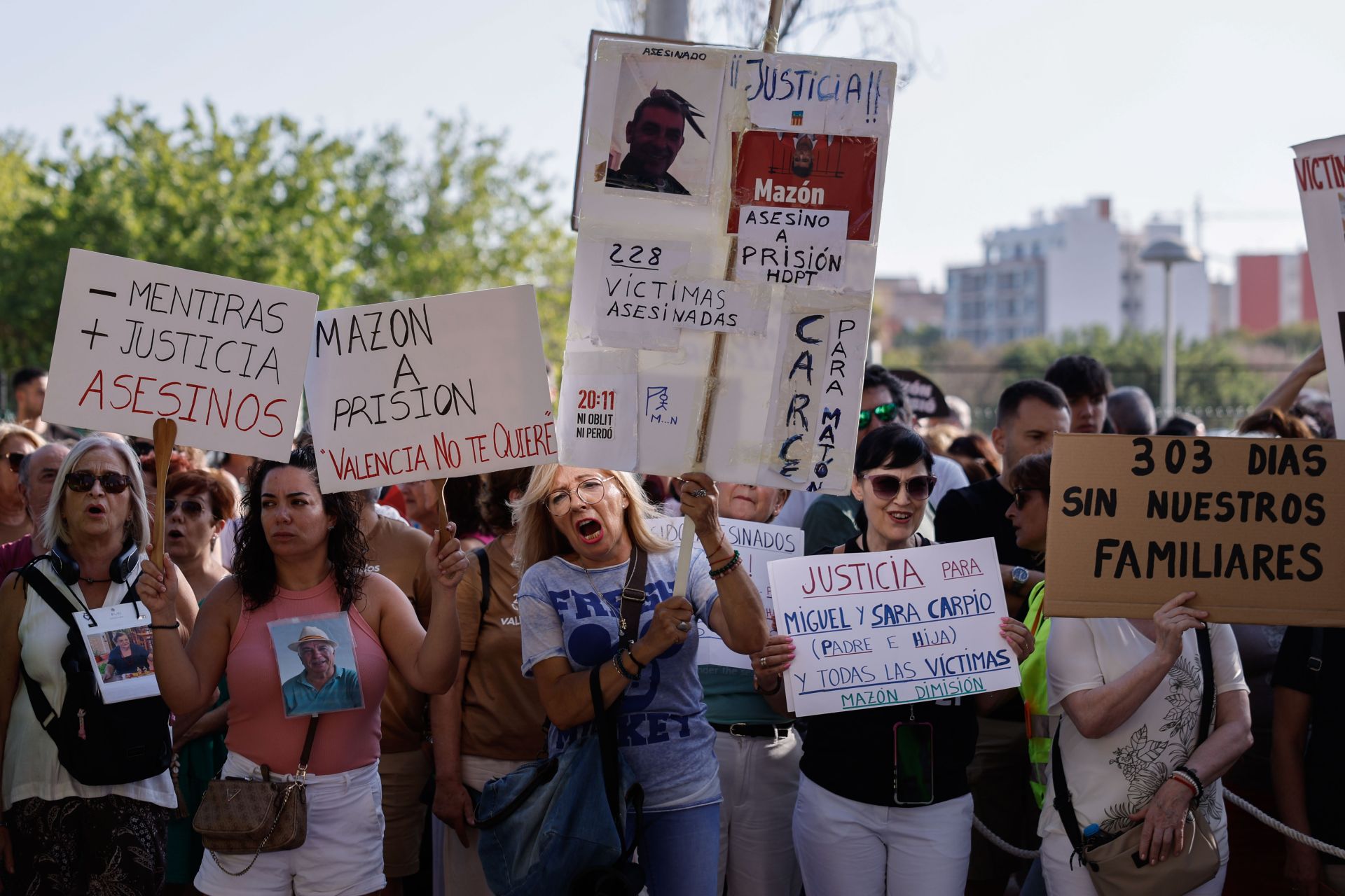 FOTOS | Novena manifestación contra Mazón por la gestión de la dana