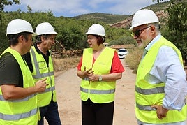 Visita de la secretaria de Estado a Chera.