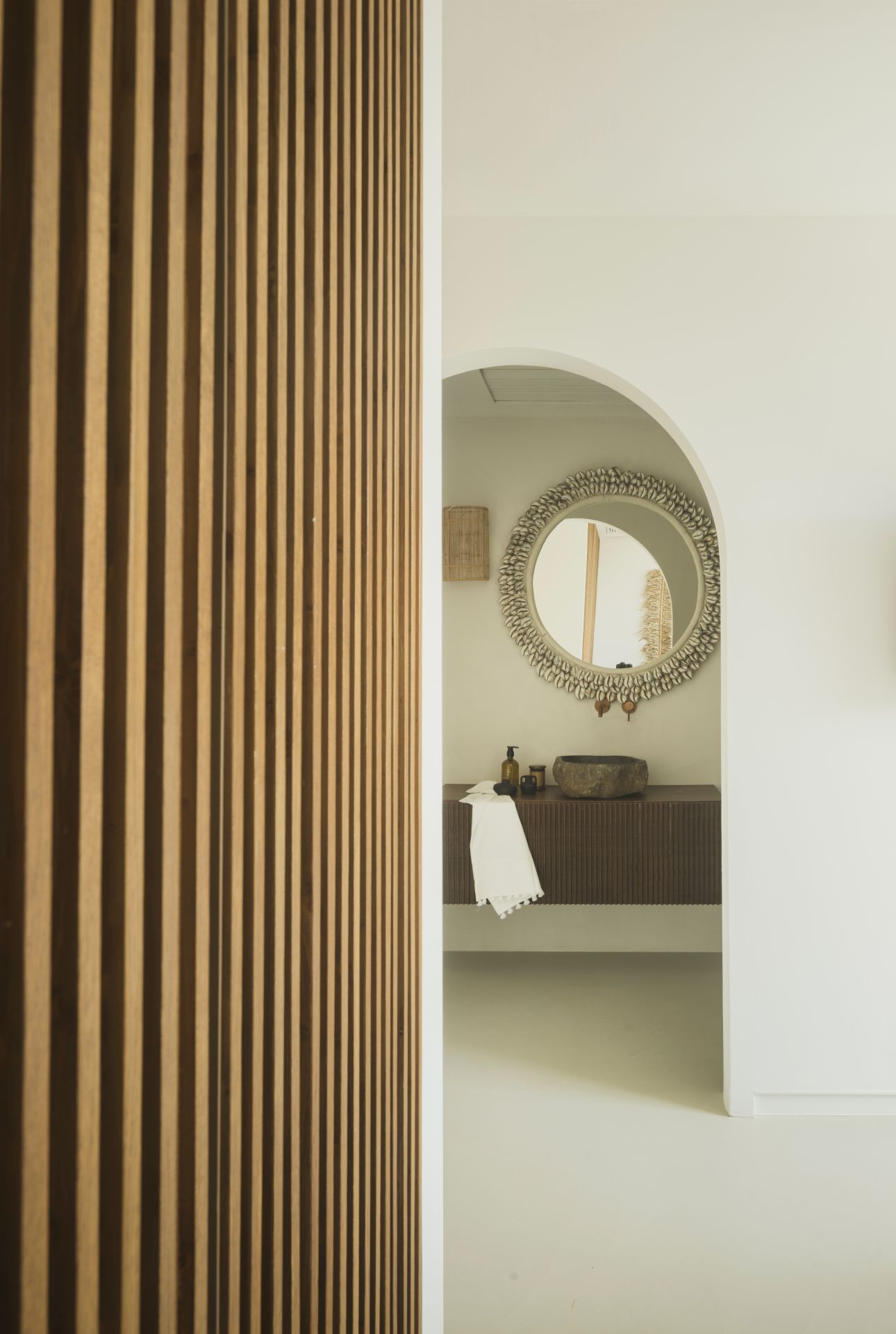 El interior de la casa en Ibiza proyectada por Ampa Costa