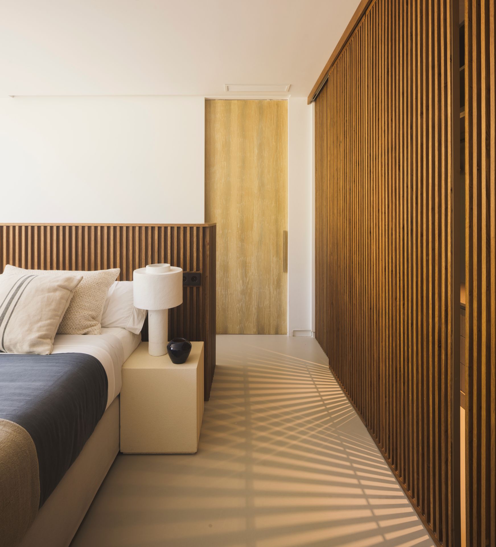 El interior de la casa en Ibiza proyectada por Ampa Costa