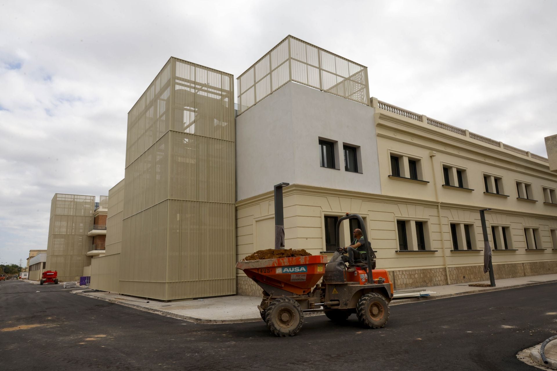 Obras contra reloj para poner a punto el hospital Militar de Mislata
