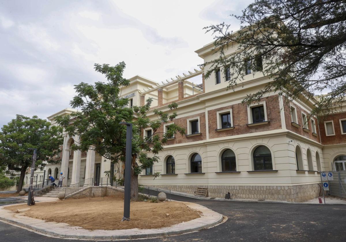 Obras contra reloj para poner a punto el hospital Militar de Mislata