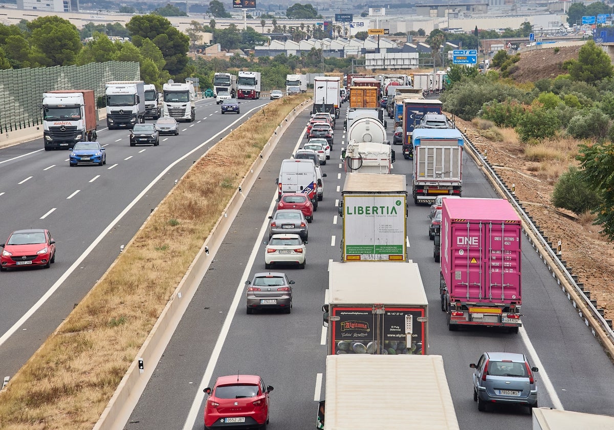 Una imagen de esta semana en la autovía A3 en las proximidades a la incorporación del bay-pass.